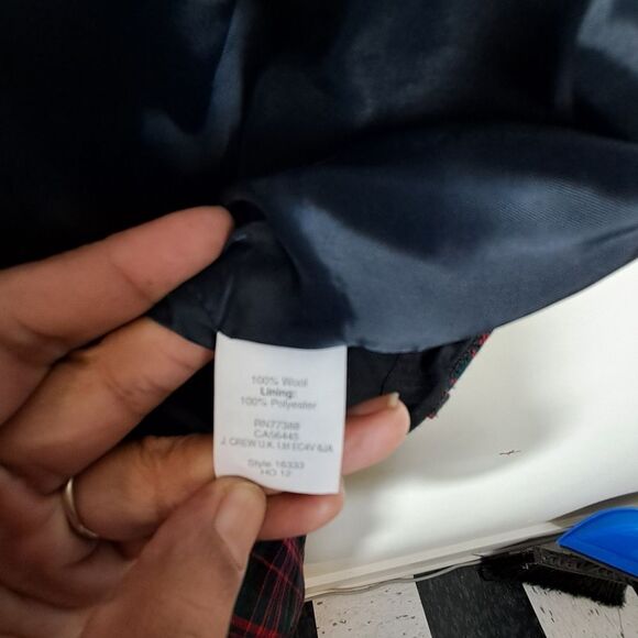 J.Crew Womens Cafe Capri Cropped Pants Red Green Plaid Mid Rise Flat Front 2 - Picture 5 of 5